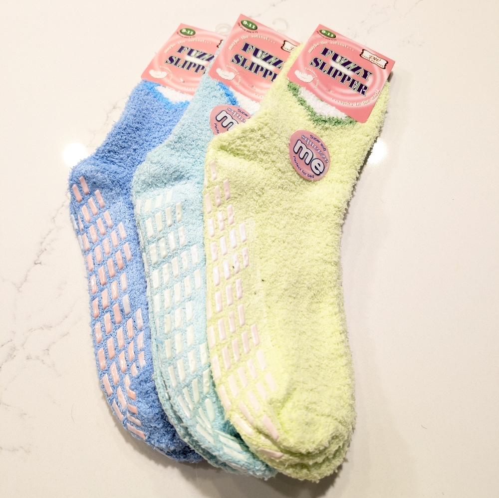 Cozy Fuzzy Slipper Socks in Blue and Green